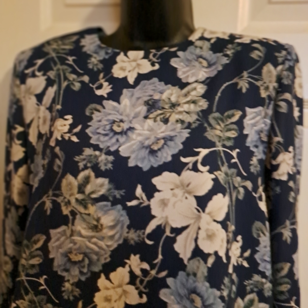Talbots layerd Floral dress size 12 - Picture 2 of 8